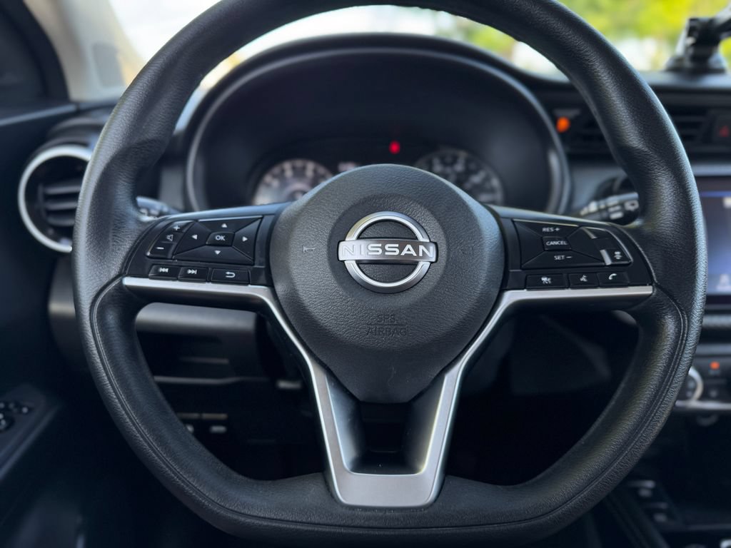 Used 2023 Nissan Kicks SV FWD image 17