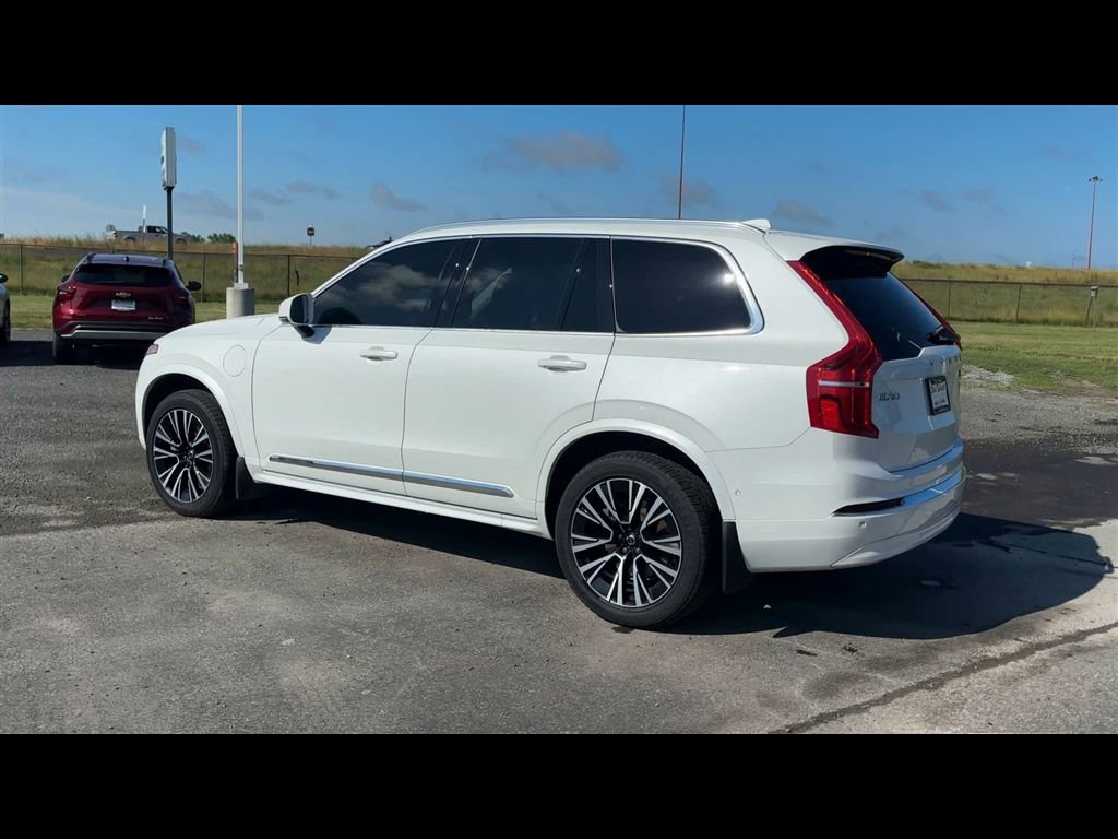 Used 2023 Volvo XC90 T8 Plus AWD/4WD image 6