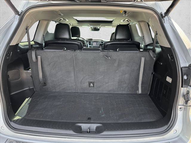 Certified 2018 Toyota Highlander Limited Platinum AWD/4WD image 8