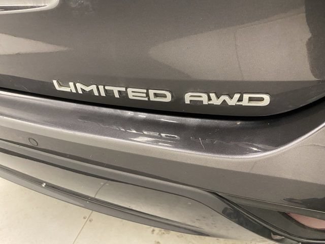 Used 2021 Toyota Highlander Limited AWD/4WD image 36