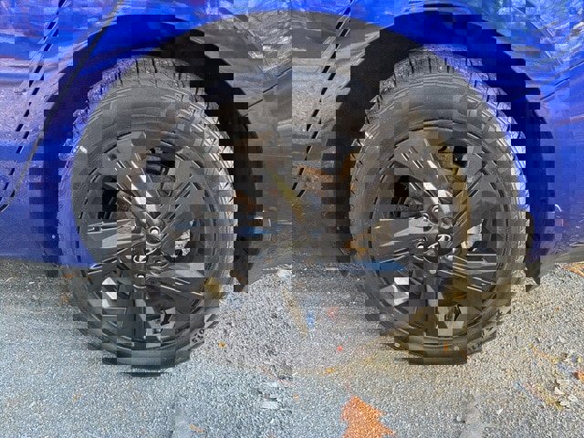 Certified 2023 Hyundai Elantra SEL image 6