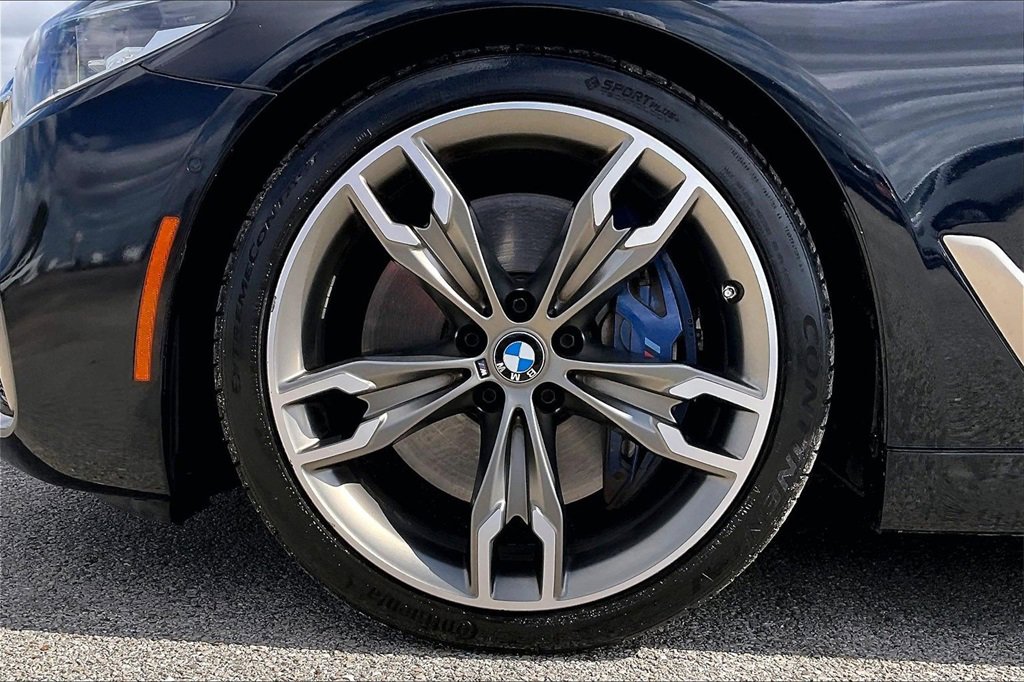 Used 2020 BMW M550i xDrive w/ Executive Package image 35
