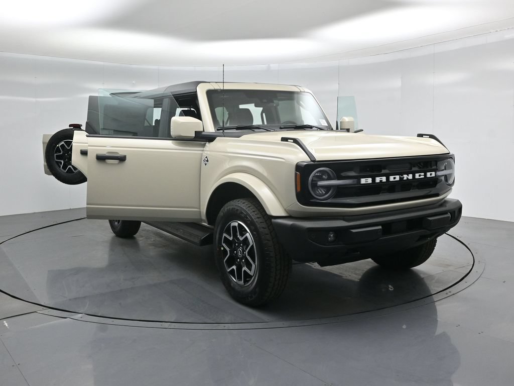 New 2026 Ford Bronco Outer Banks AWD/4WD image 31