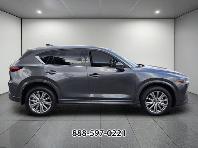 Used 2023 MAZDA CX-5 Signature AWD/4WD image 6