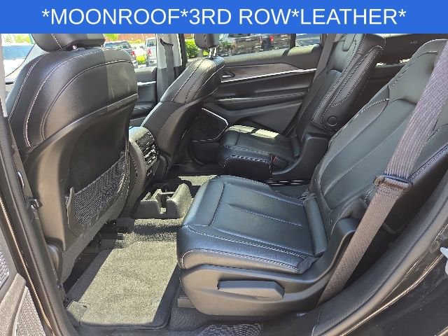Used 2023 Jeep Grand Cherokee L Limited AWD/4WD image 42