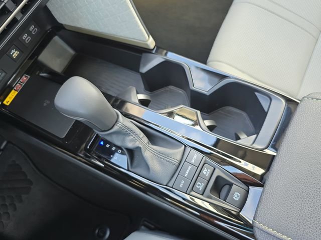 Used 2026 Toyota Camry XLE image 24