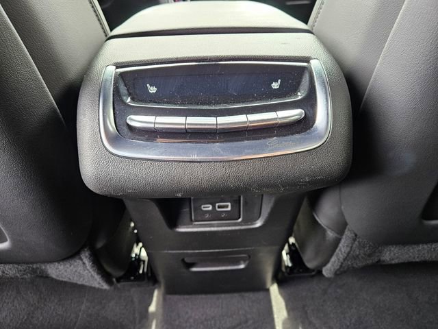 Certified 2025 Cadillac XT6 Premium Luxury FWD image 11
