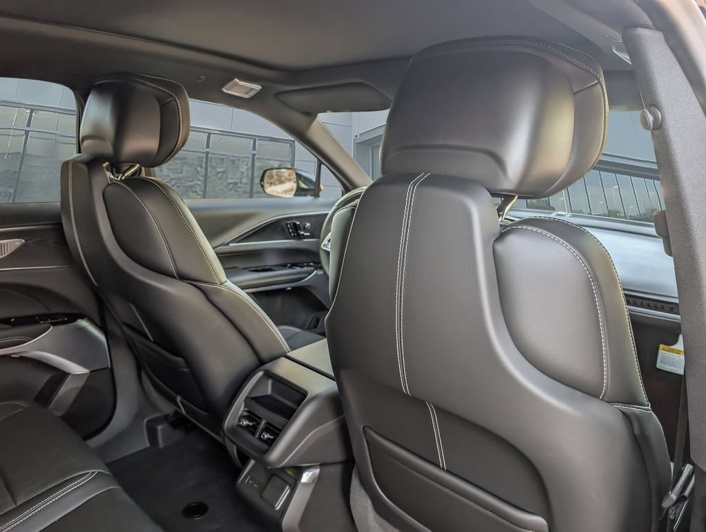 New 2026 Cadillac Lyriq Premium Sport AWD/4WD image 18