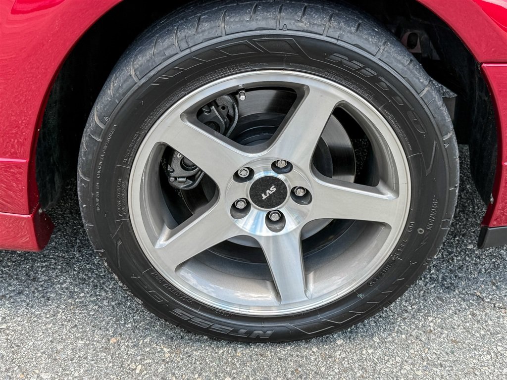 Used 2004 Ford Mustang Cobra RWD image 34