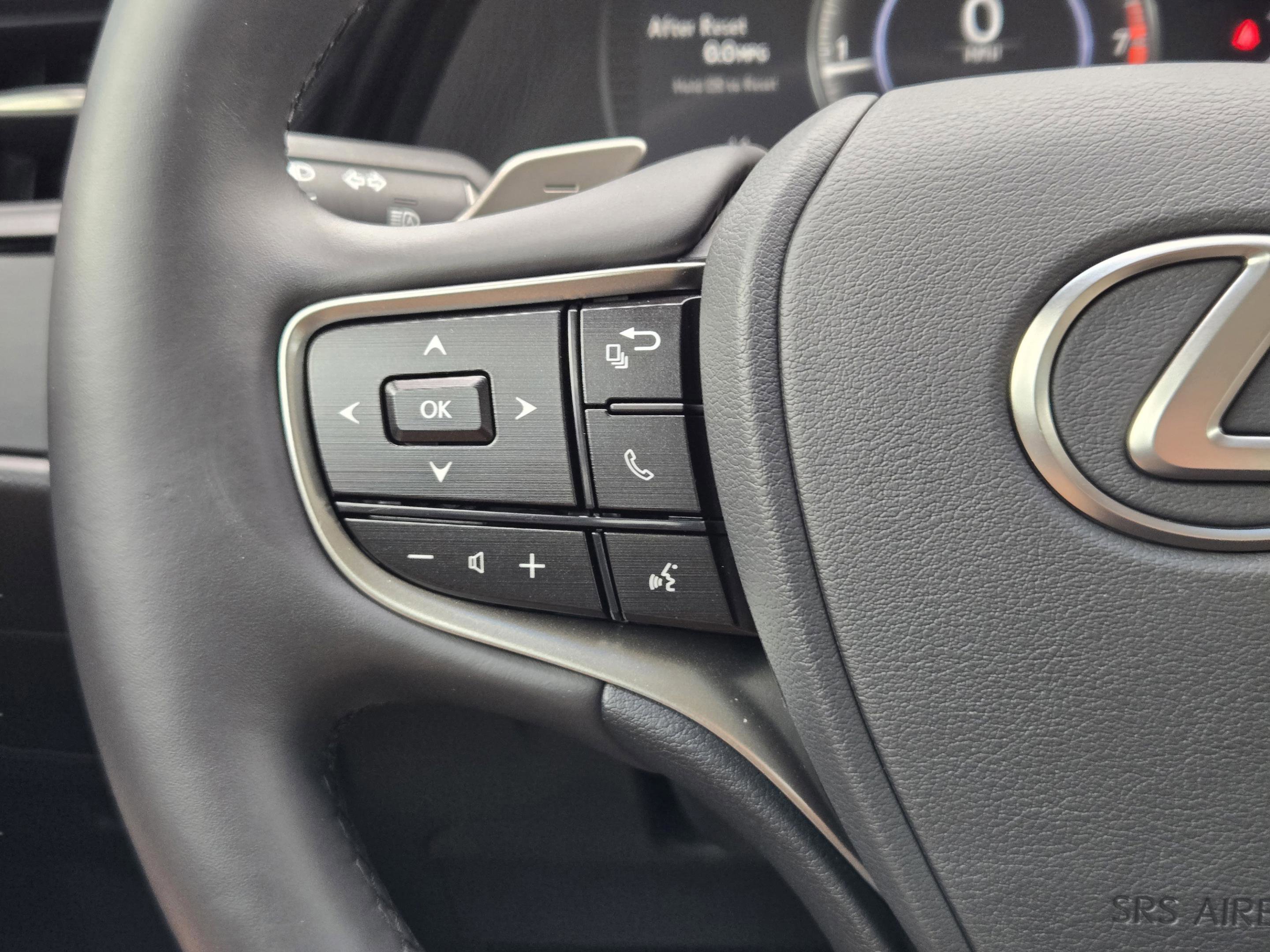 Used 2025 Lexus ES 350 Premium w/ Premium Package FWD image 27