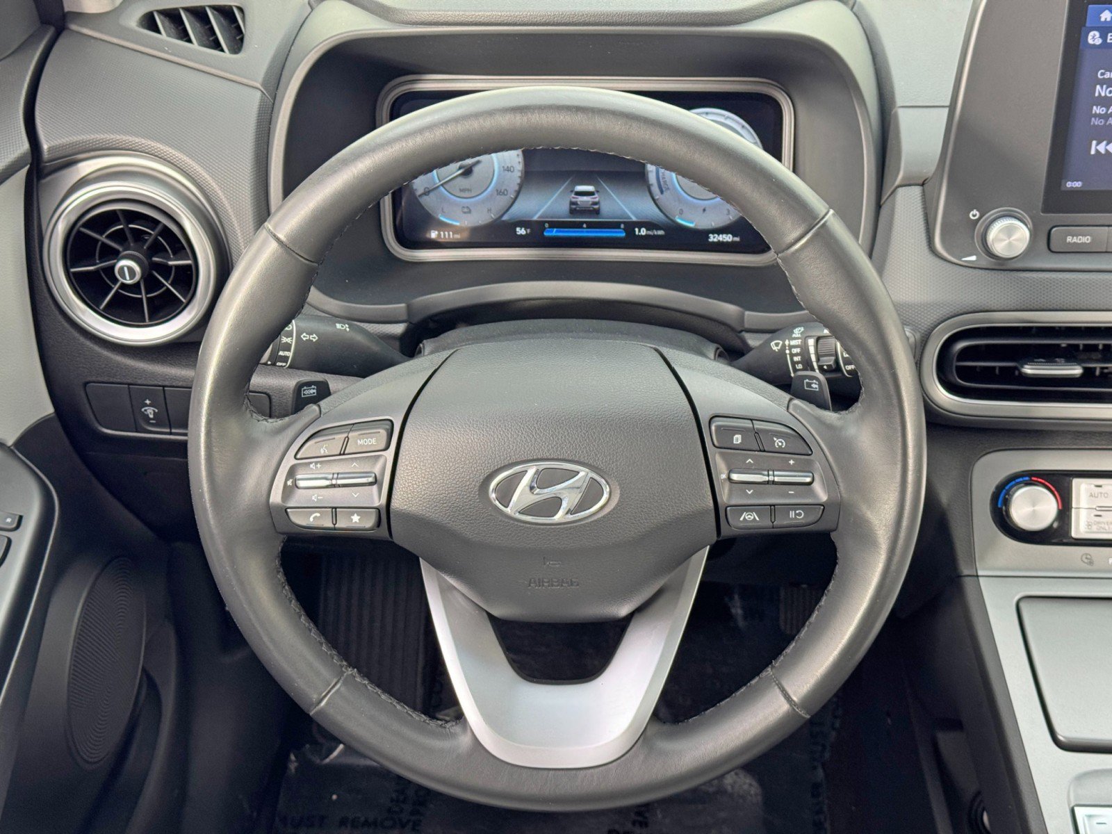 Used 2022 Hyundai Kona SEL w/ Convenience Package FWD image 17
