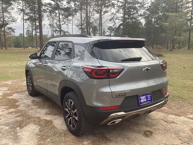 New 2025 Chevrolet TrailBlazer ACTIV w/ Convenience Package image 2