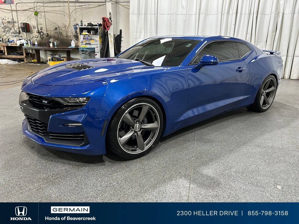 Used 2019 Chevrolet Camaro SS RWD image 4