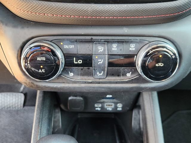Used 2021 Chevrolet TrailBlazer RS w/ Sun and Liftgate Package FWD image 18