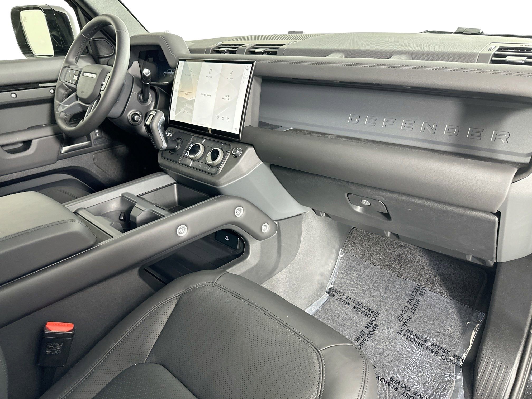 Used 2026 Land Rover Defender 130 X-Dynamic SE image 27