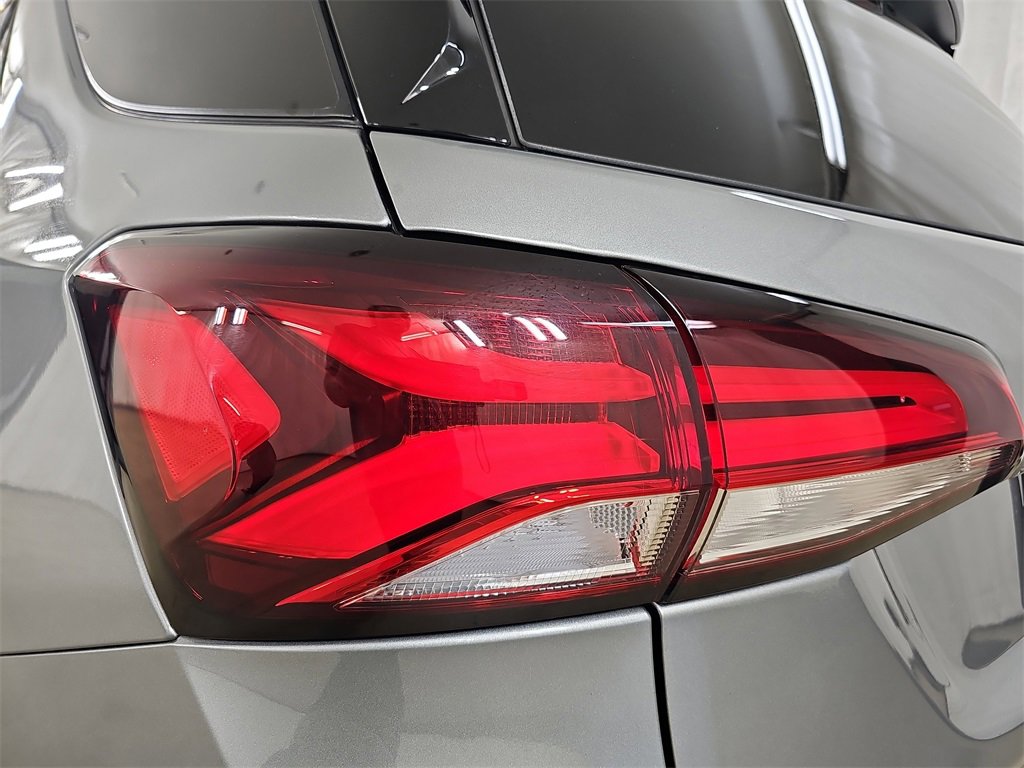 Certified 2023 Chevrolet Equinox RS image 40