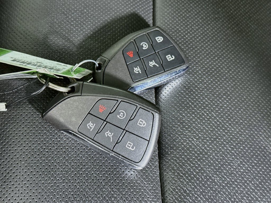 Used 2021 Chevrolet Tahoe Premier AWD/4WD image 37