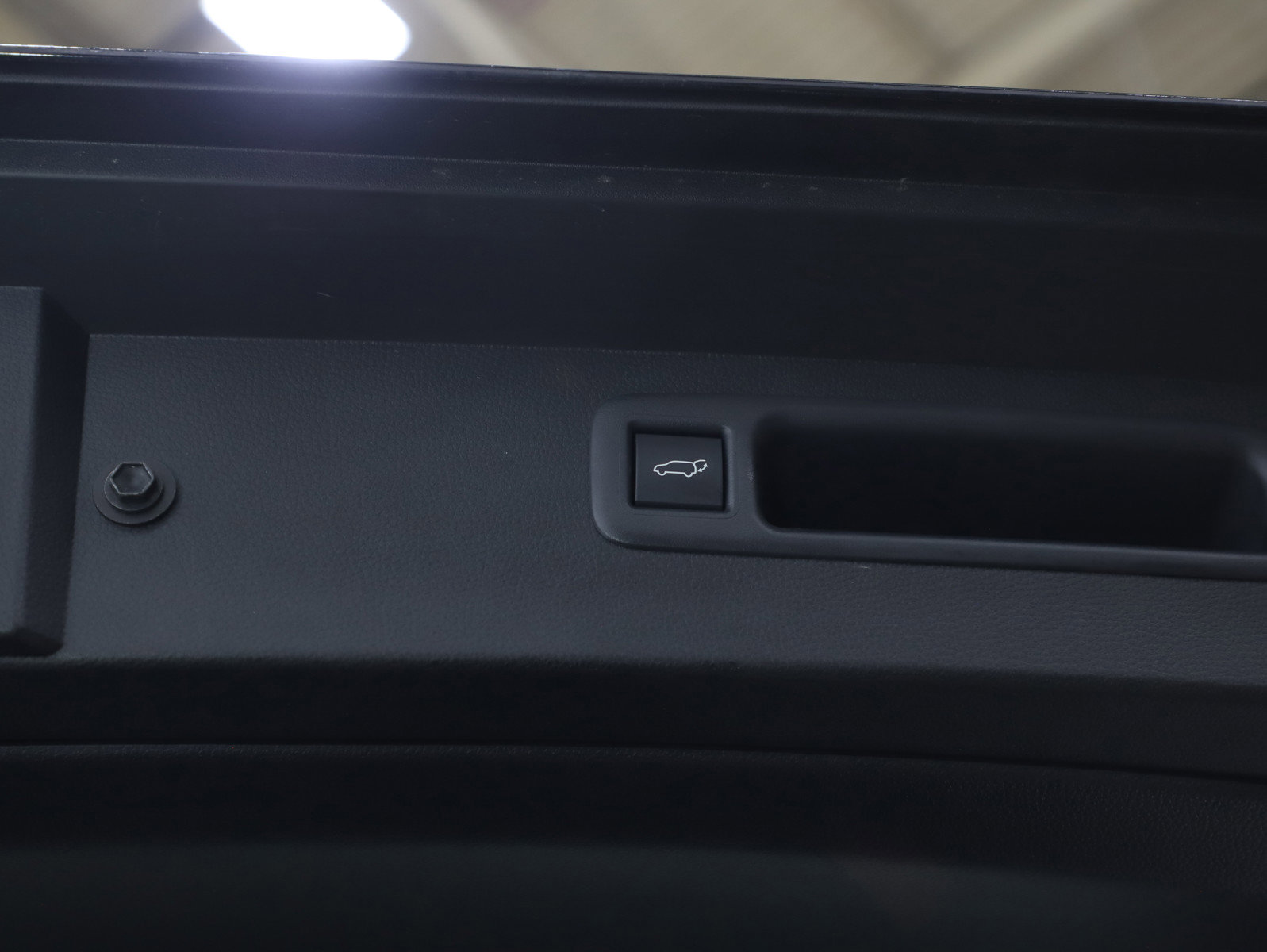 Used 2025 Toyota Highlander Platinum image 19