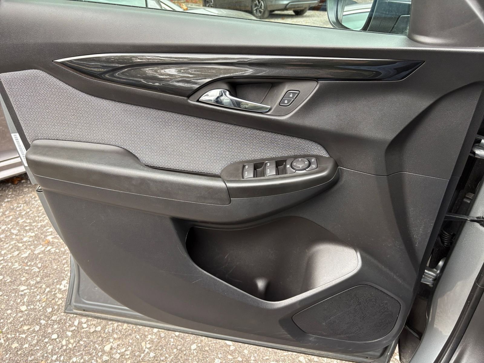 Used 2025 Chevrolet TrailBlazer LT image 20