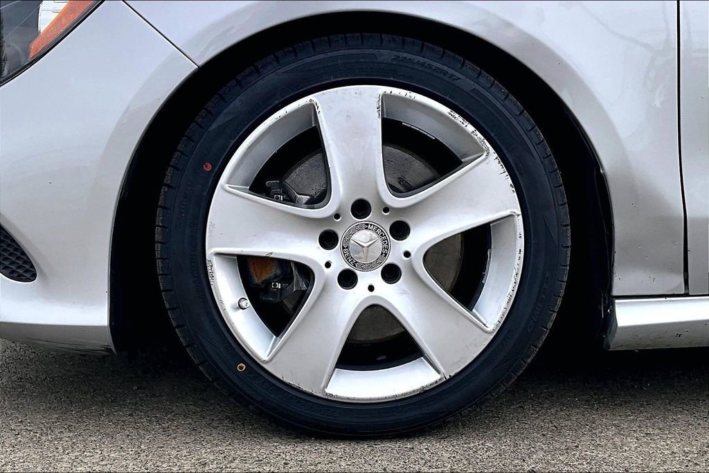 Used 2017 Mercedes-Benz CLA 250 4MATIC image 12