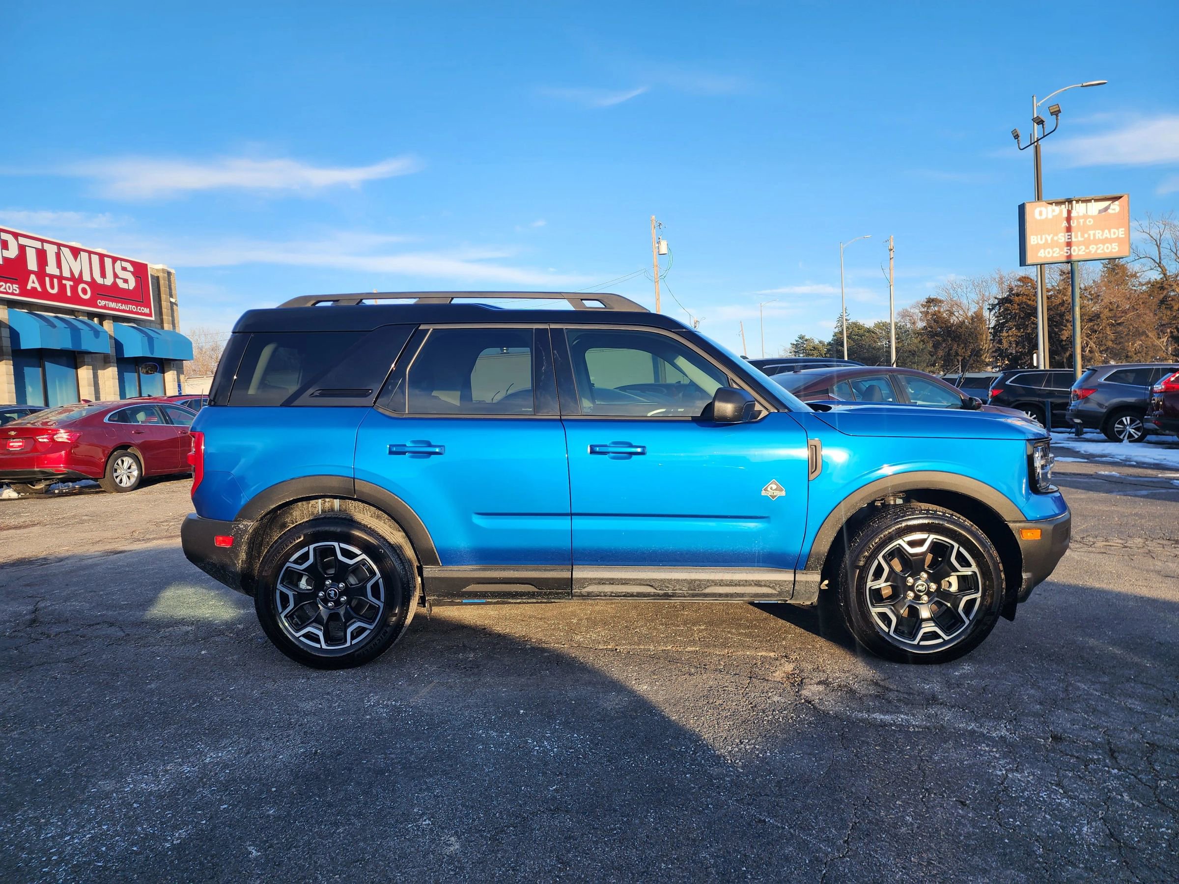 Used 2025 Ford Bronco Sport Outer Banks image 8