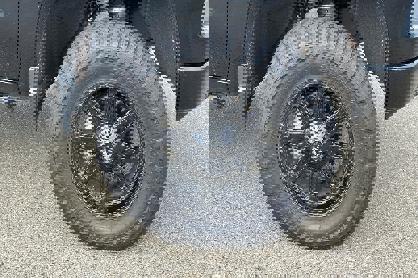 Used 2022 Chevrolet Silverado 1500 RST image 12