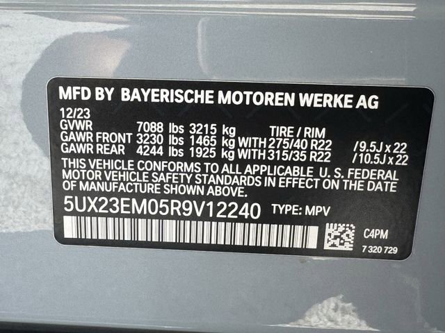 Used 2024 BMW X7 xDrive40i w/ M Sport Package AWD/4WD image 38