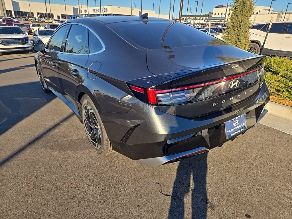 New 2026 Hyundai Sonata SEL FWD image 6