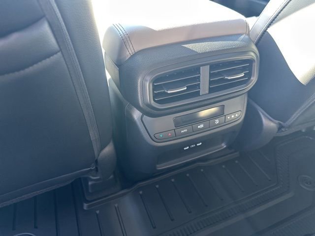 Certified 2025 Honda Pilot EX-L image 28