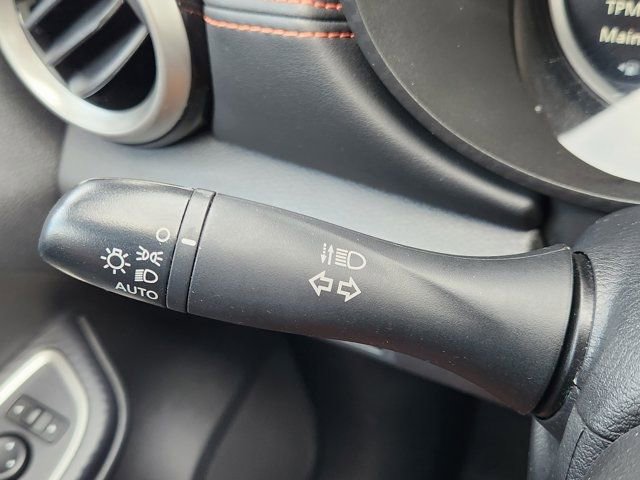 Used 2024 Nissan Versa SR image 25