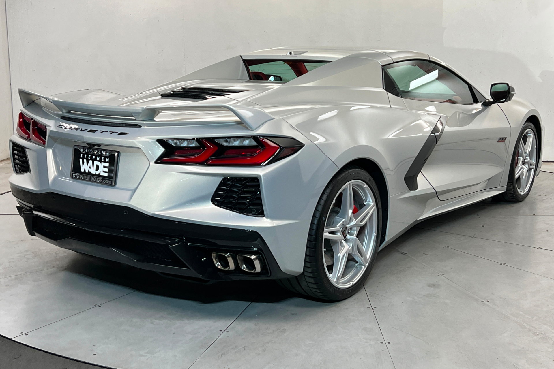 Used 2023 Chevrolet Corvette Stingray Premium Conv w/ Z51 Performance Package RWD image 6