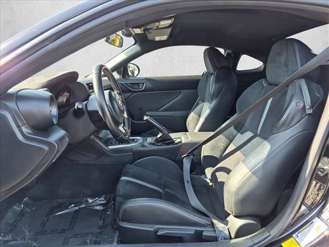 Used 2024 Toyota GR86 Premium RWD image 15