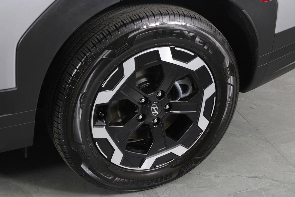 Certified 2026 Hyundai Santa Fe SEL FWD image 13