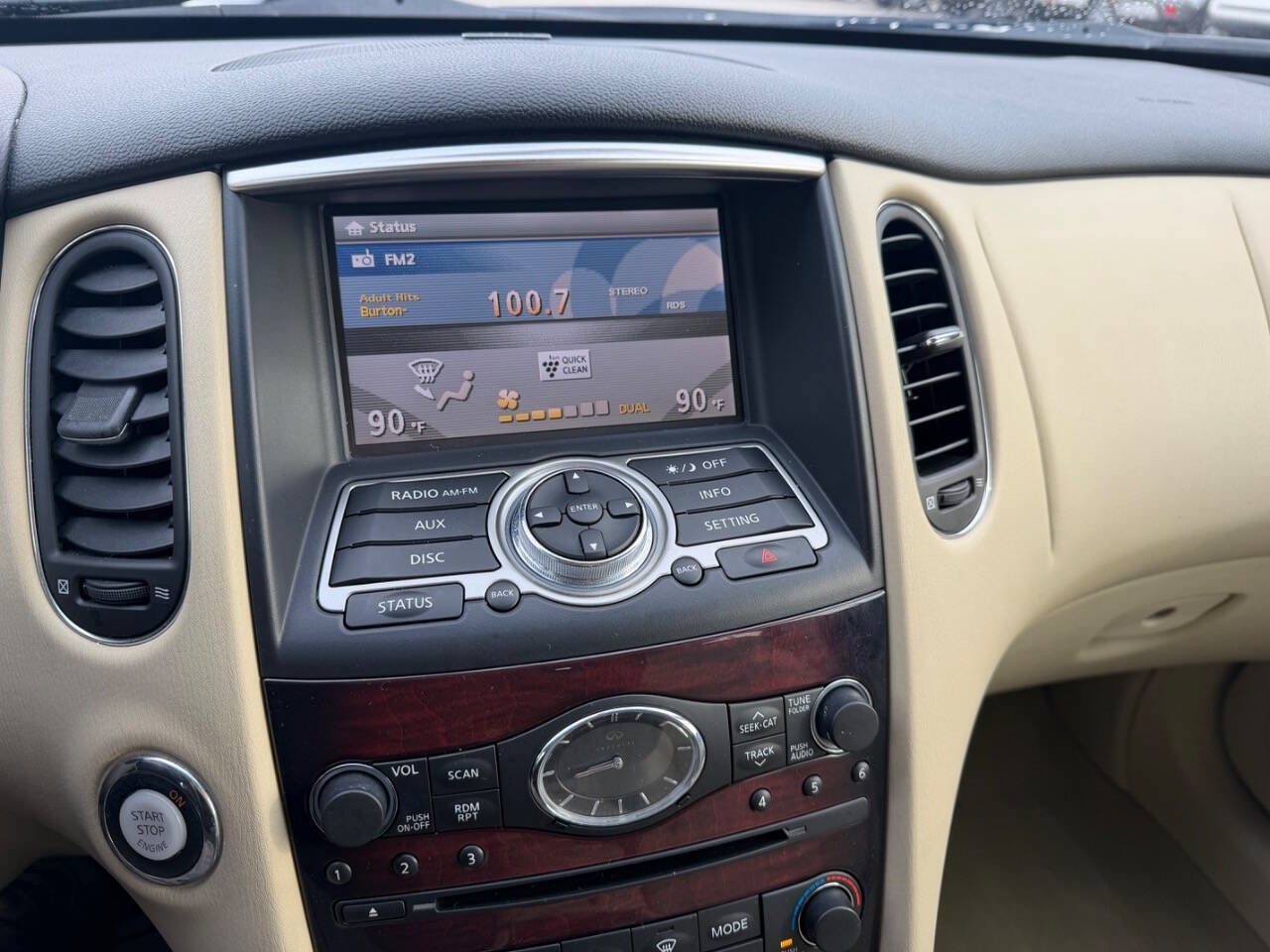 Used 2017 INFINITI QX50 Journey w/ Premium Package image 23