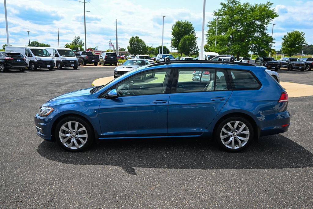 Used 2019 Volkswagen Golf SE FWD image 8