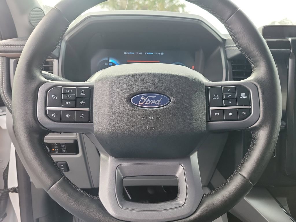 Used 2025 Ford F150 Lightning Flash image 19