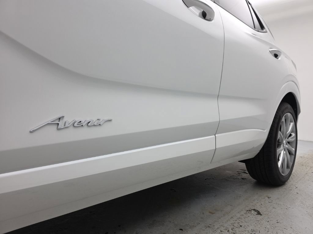 Used 2025 Buick Encore GX Avenir w/ Avenir Technology Package AWD/4WD image 65