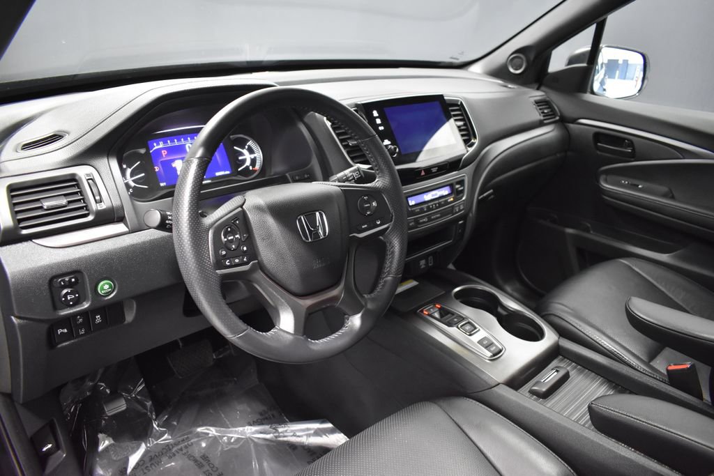 Used 2023 Honda Passport EX-L image 4