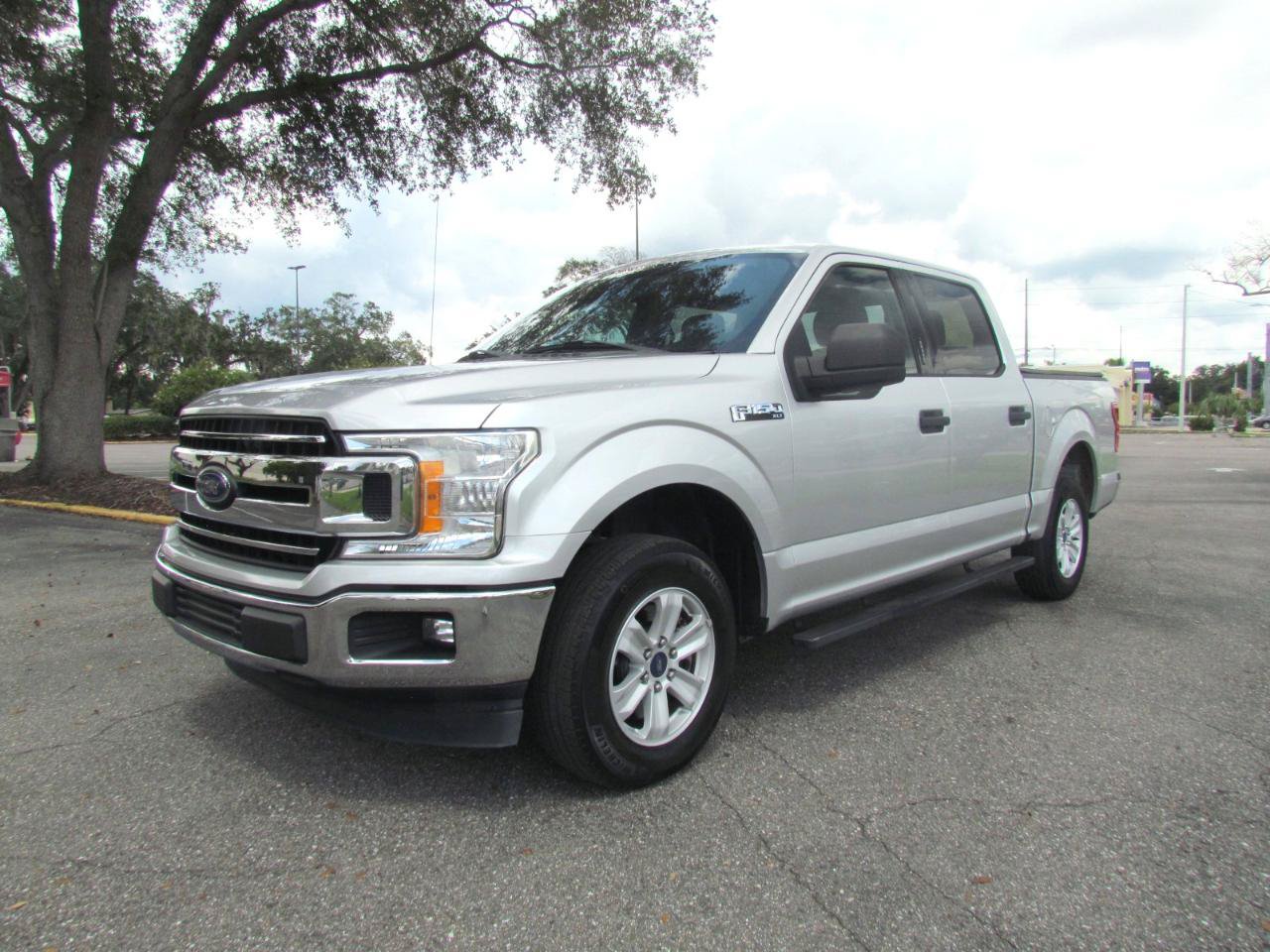 Used 2018 Ford F150 XLT RWD image 2