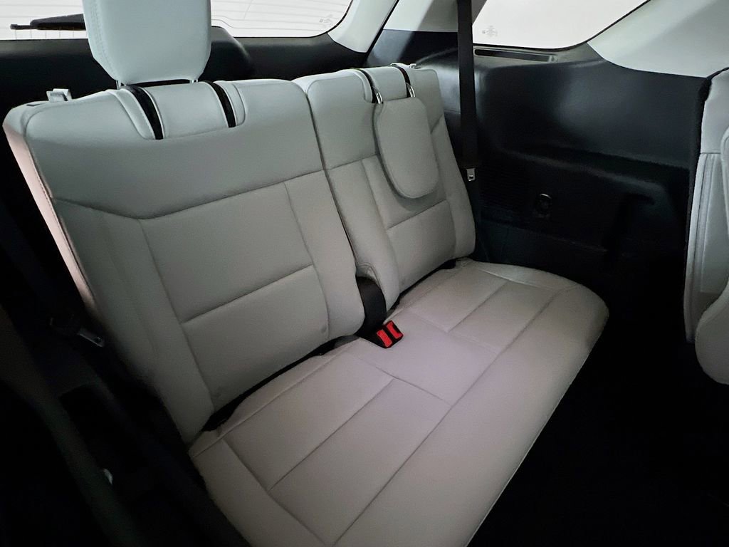 New 2026 Ford Explorer Platinum w/ LUX Leather Package image 97