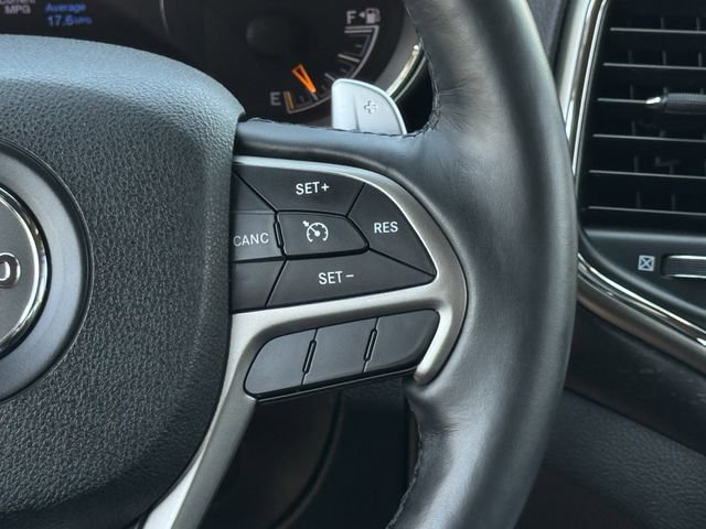 Used 2017 Jeep Grand Cherokee Altitude AWD/4WD image 15