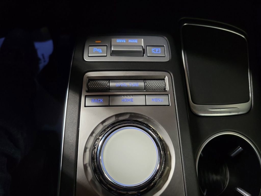 Used 2022 Genesis GV70 2.5T w/ Select Package image 17