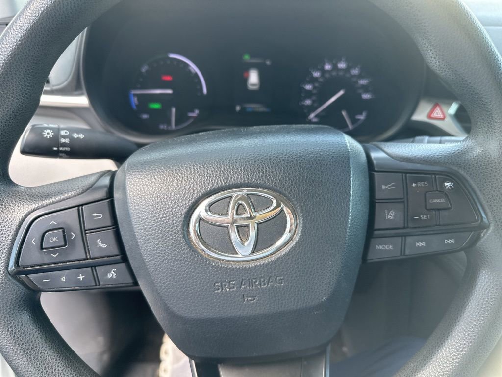 Used 2022 Toyota Sienna LE image 10