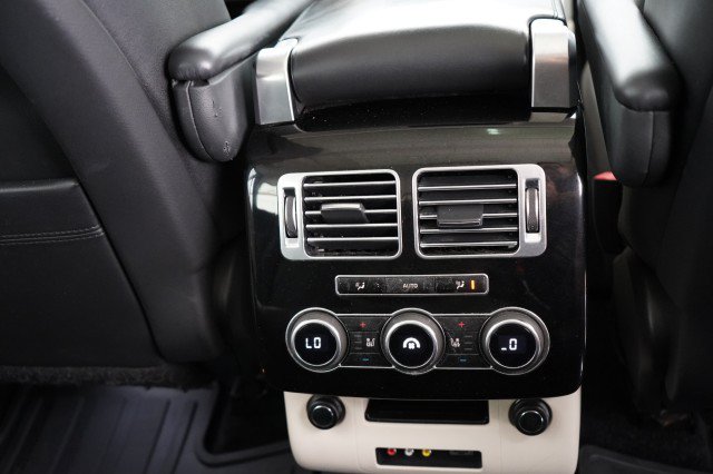 Used 2013 Land Rover Range Rover Supercharged AWD/4WD image 20