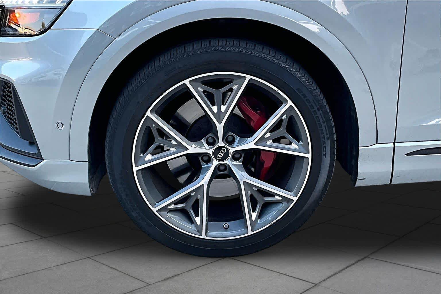 Used 2023 Audi SQ8 Prestige w/ Prestige Package AWD/4WD image 10
