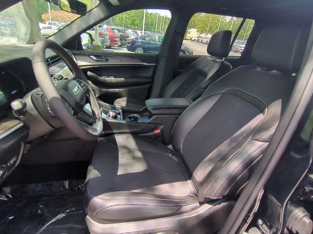 New 2026 Jeep Grand Cherokee Altitude RWD image 16