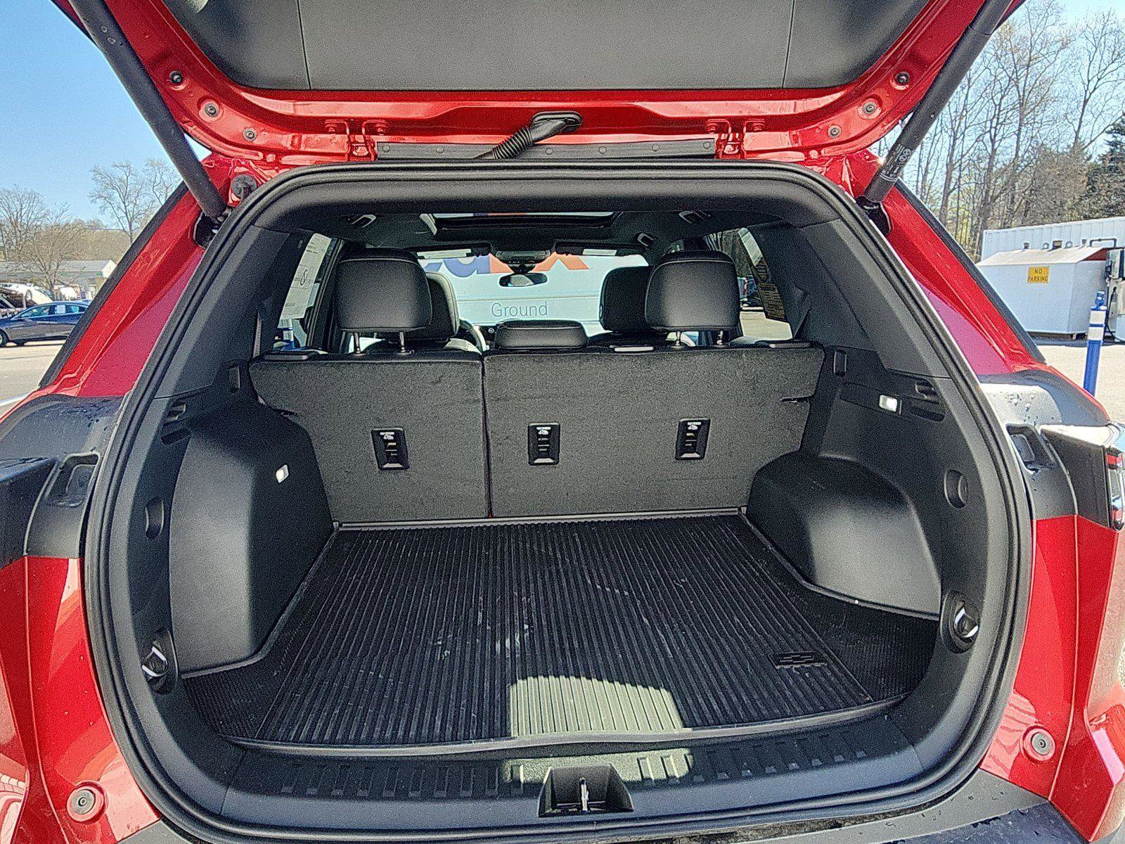 New 2026 Chevrolet Equinox LT w/ Convenience Package II image 26