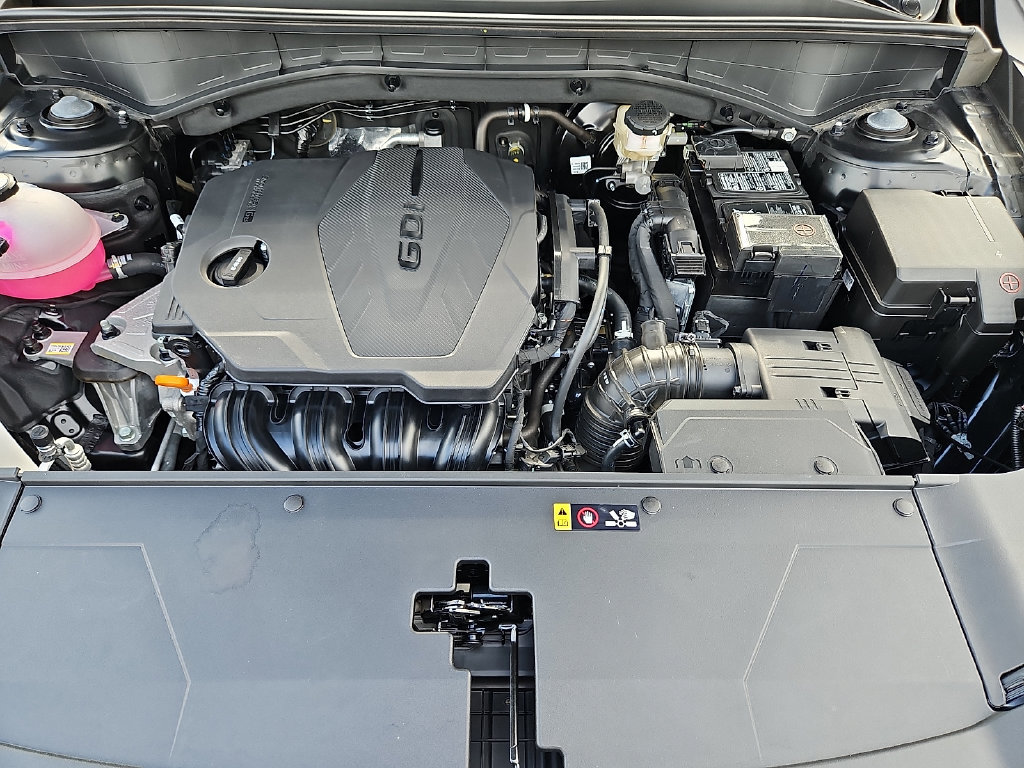 Certified 2026 Kia Sorento LX FWD image 28