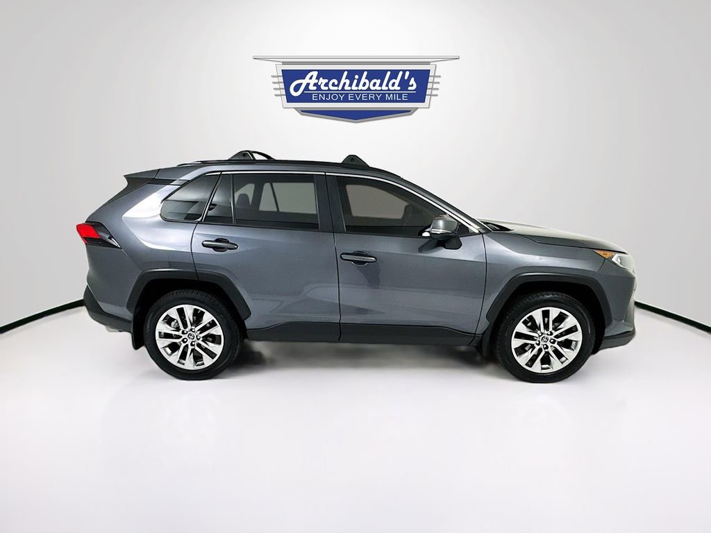Used 2019 Toyota RAV4 XLE Premium w/ Advanced Technology Package image 9