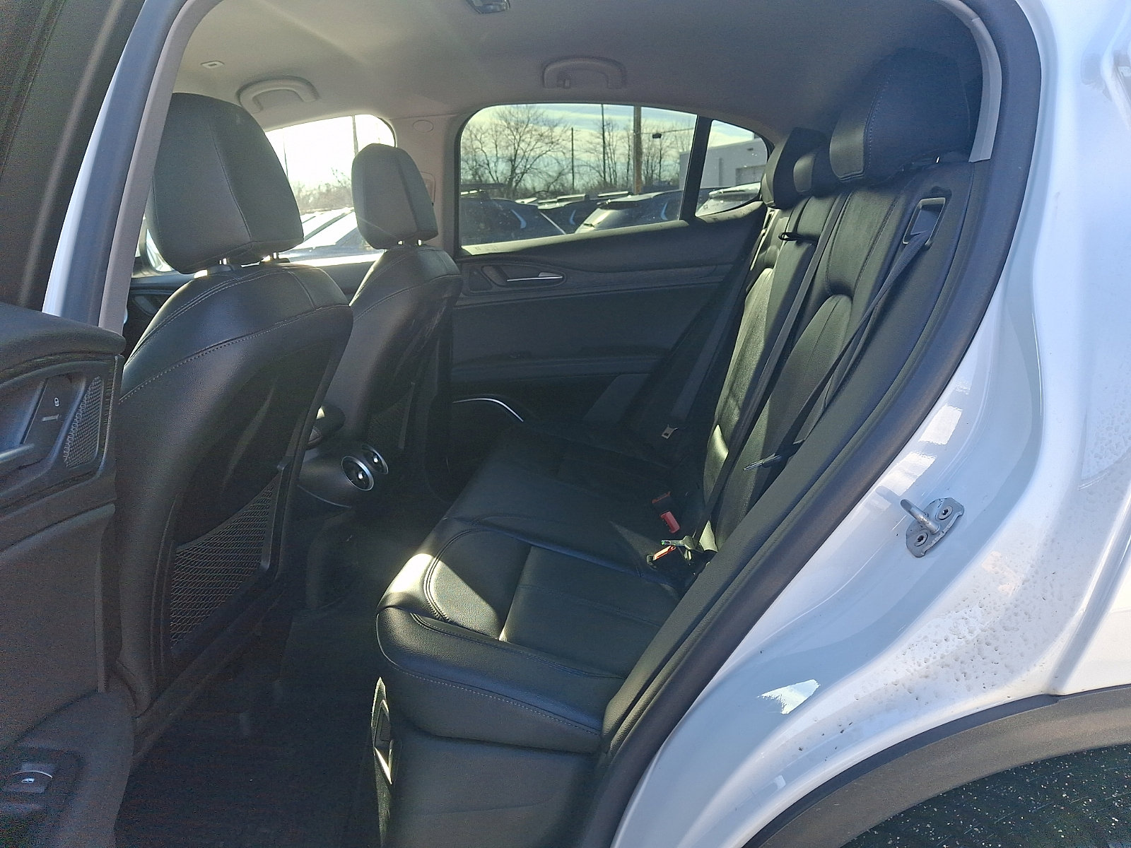 Used 2020 Alfa Romeo Stelvio AWD w/ Cold Weather Package image 10